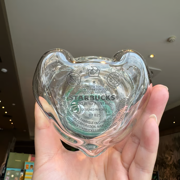 Starbucks × Hello Kitty Collaboration – Bearista Glass Cup & Water Bottle Set 🐻💖